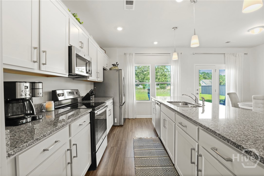 110 Freesia Drive Springfield, GA 31329 - Photo 8 of 57