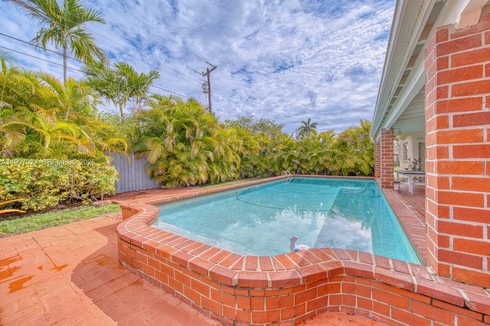 9961 Southwest 12th Street Miami, FL 33174 - Photo 29 of 50