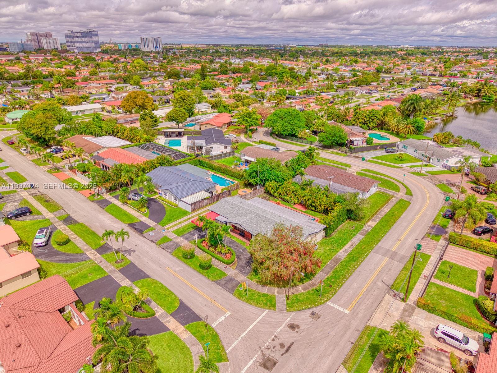 9961 Southwest 12th Street Miami, FL 33174 - Photo 41 of 50