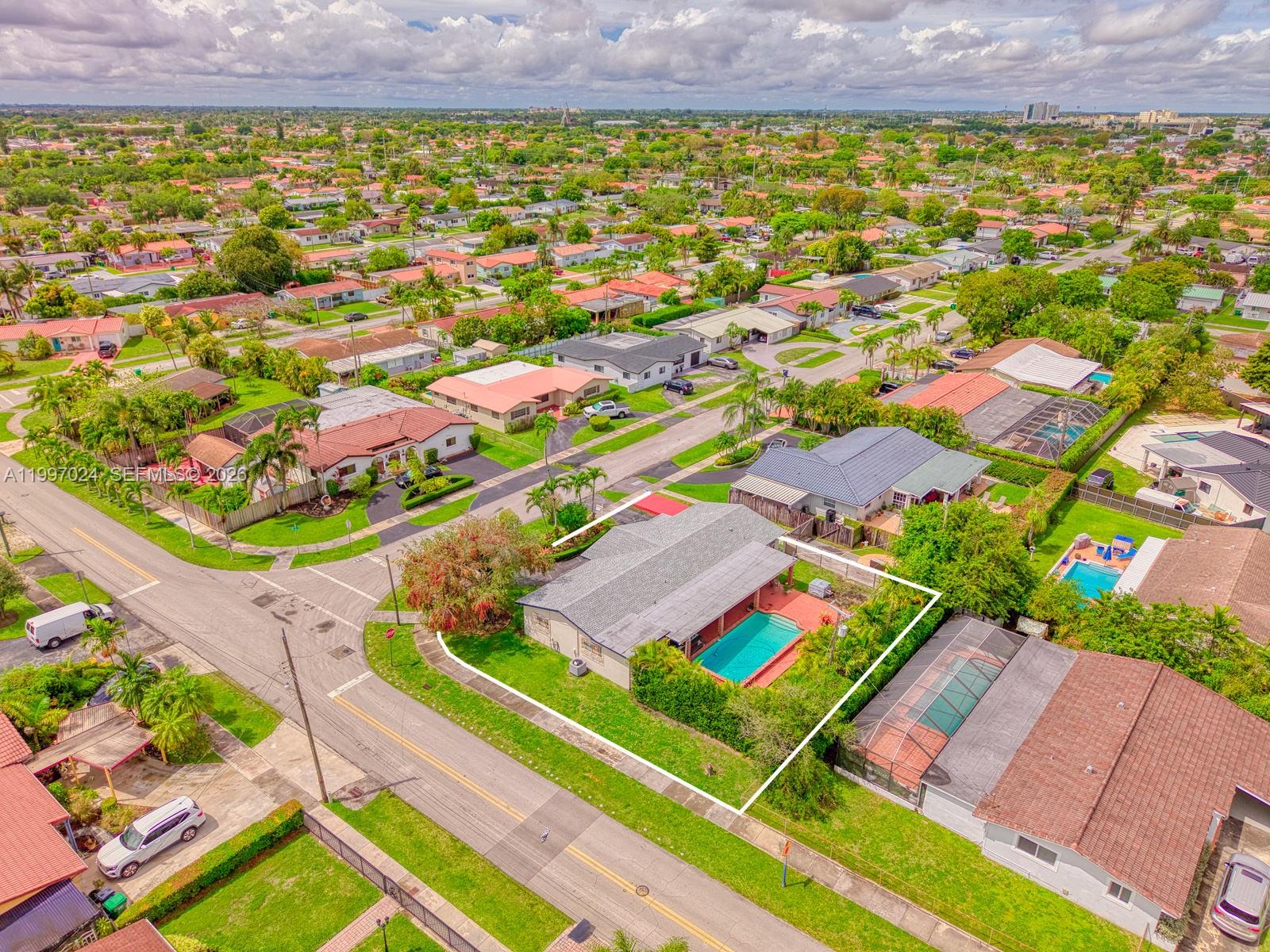 9961 Southwest 12th Street Miami, FL 33174 - Photo 44 of 50