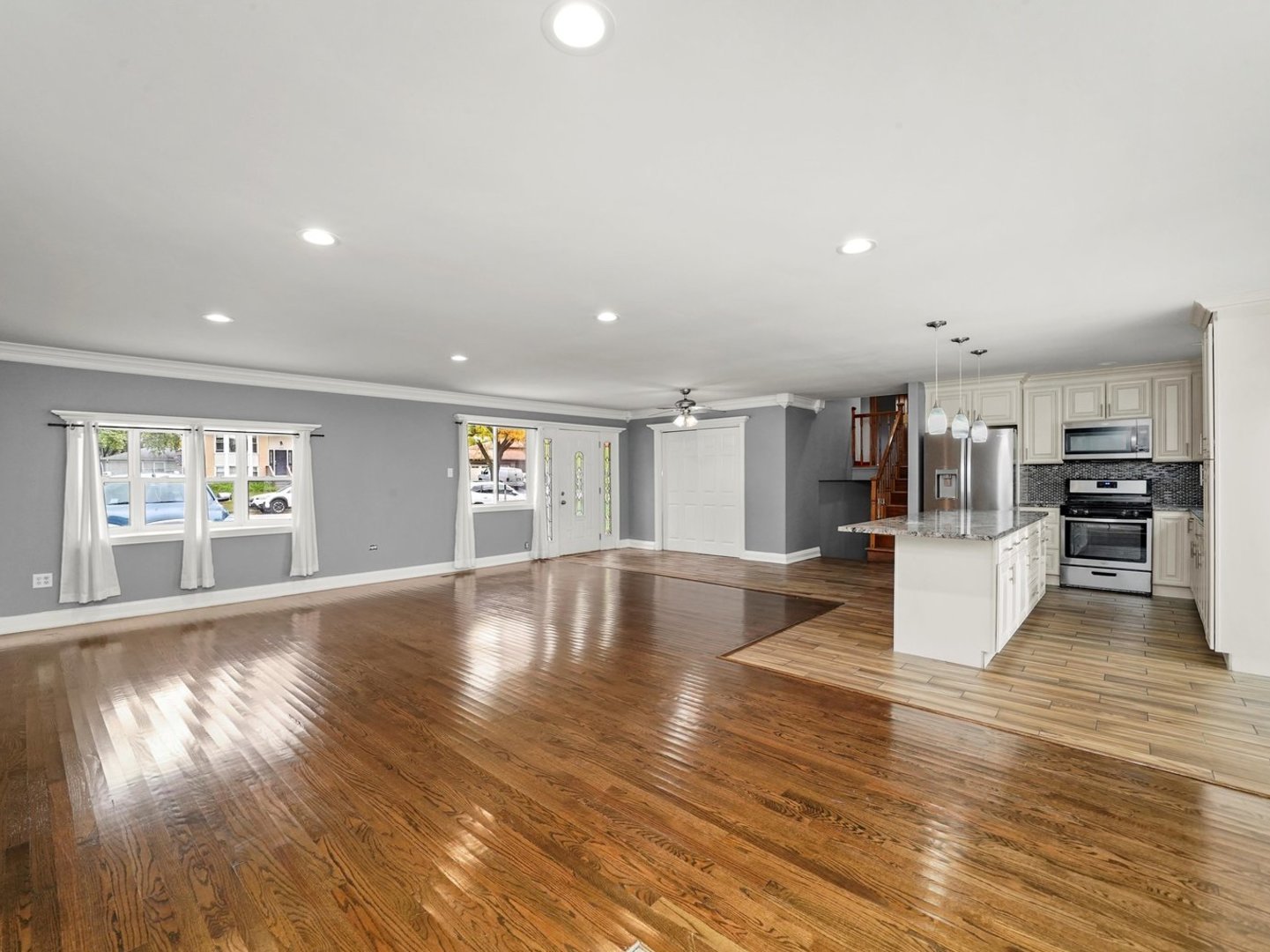 461 Rockhurst Road Bolingbrook, IL 60440 - Photo 7 of 33 Gallery Image 7