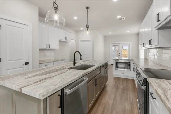 $2,295 | 865 Double Mountain Road, College Station, TX 77845