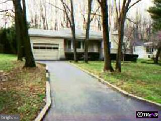 416 Riverside Drive Princeton, NJ 08540 - Photo 1 of 1
