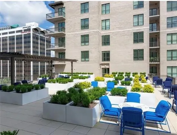 $1,925 | 1535 Canal Street, Unit 623, New Orleans, LA 70112