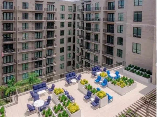 $1,925 | 1535 Canal Street, Unit 623, New Orleans, LA 70112