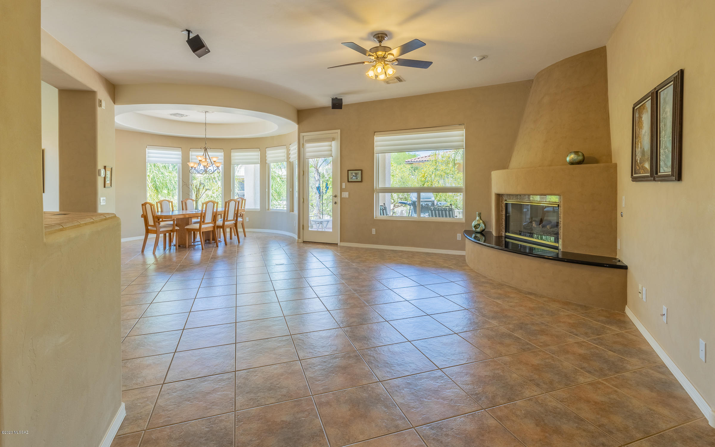 12691 North Rock Creek Road Tucson, AZ 85755 - Photo 7 of 39