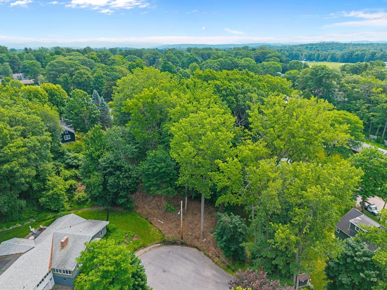 89 Chestnut Terrace Burlington, VT 05401 - Photo 1 of 12