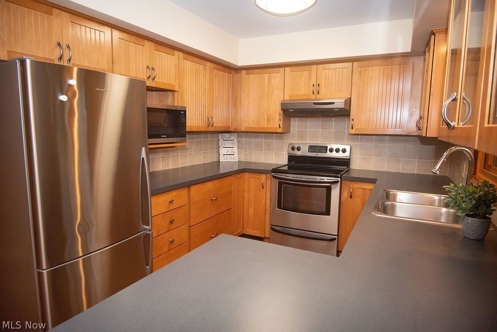 3234 Stanley Road Akron, OH 44333 - Photo 7 of 25 Gallery Image 7