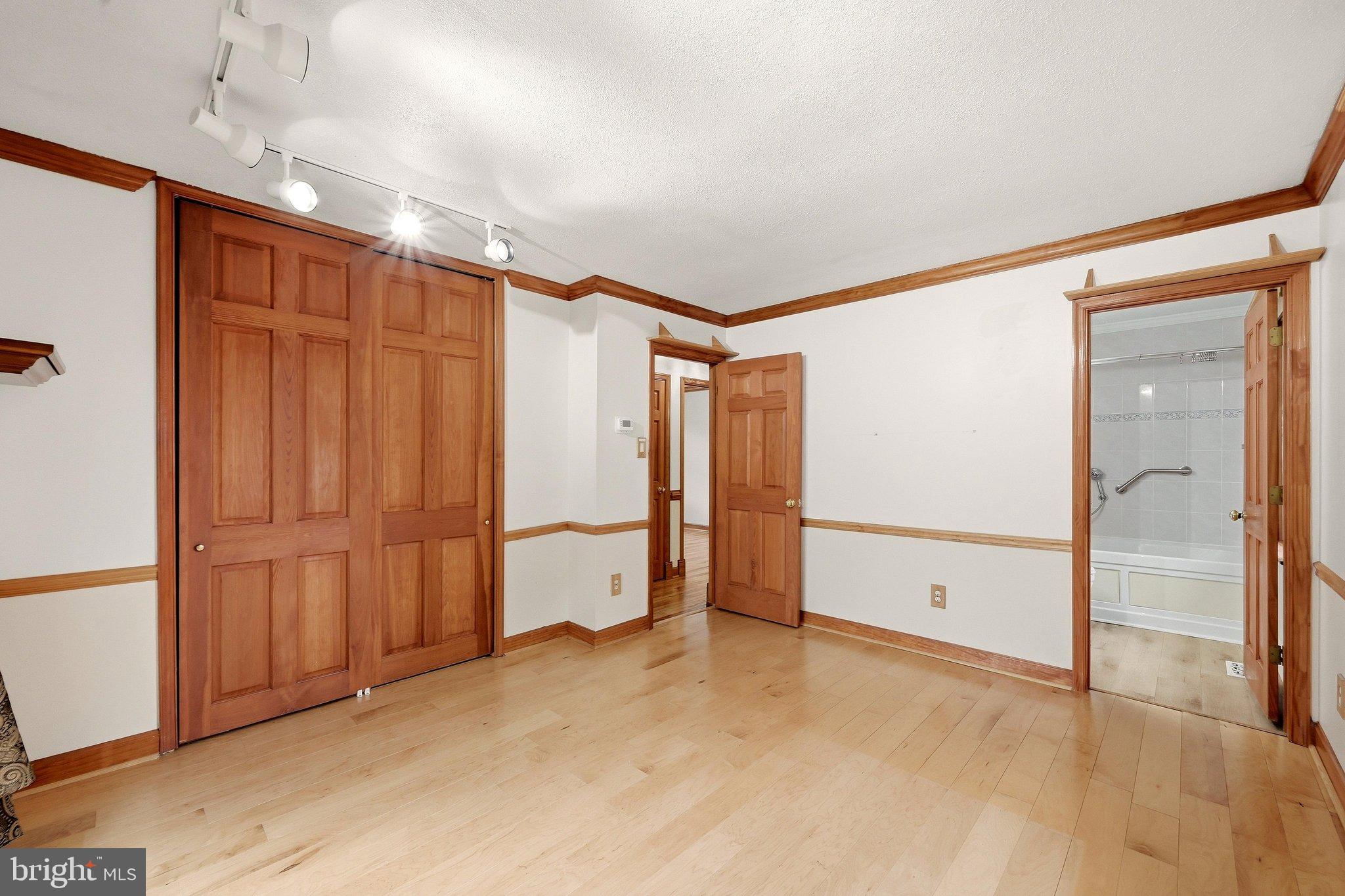 16916 Powell Road Sharpsburg, MD 21782 - Photo 20 of 53 Primary Bedroom