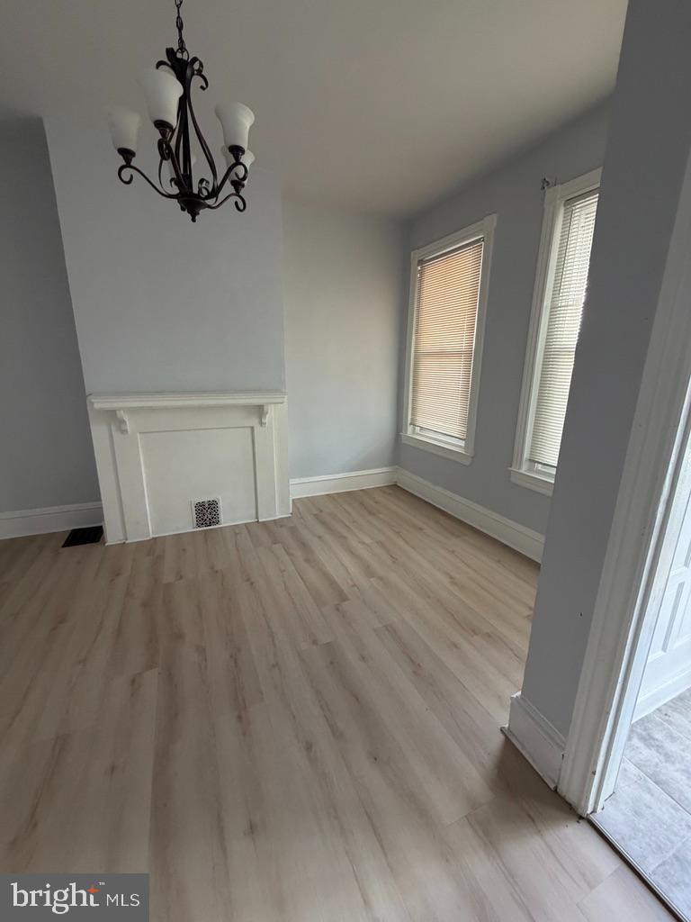 64 West Sharpnack Street Philadelphia, PA 19119 - Photo 5 of 25