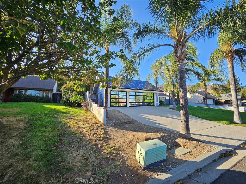 7907 Standish Avenue Riverside, CA 92509 - Photo 2 of 44 LEFT SIDE