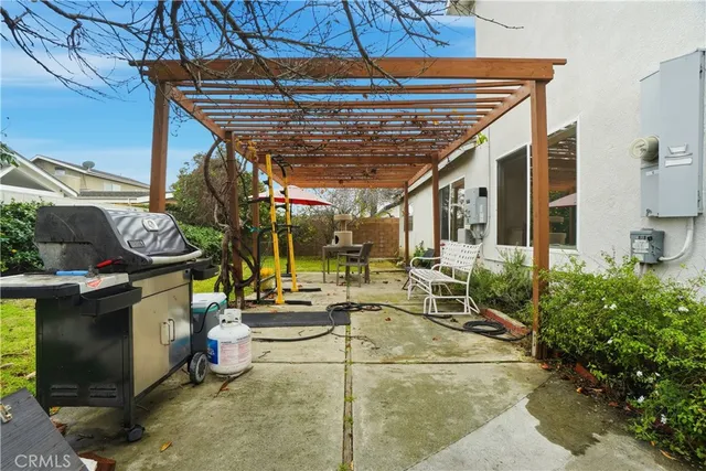 $950 | 17072 Berlin Lane, Huntington Beach, CA 92649