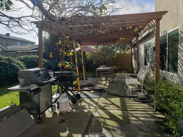 $1,160 | 17072 Berlin Lane, Huntington Beach, CA 92649