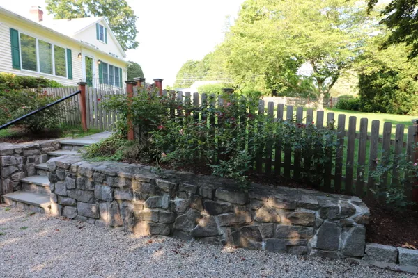$3,000 | 2 Oak Street, Westport, CT 06880