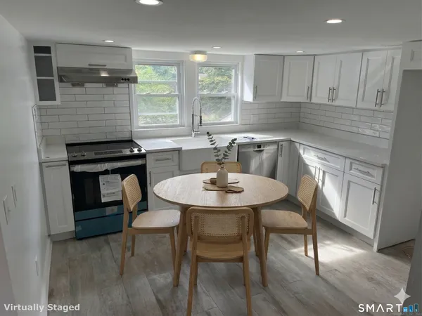 $3,000 | 2 Oak Street, Westport, CT 06880