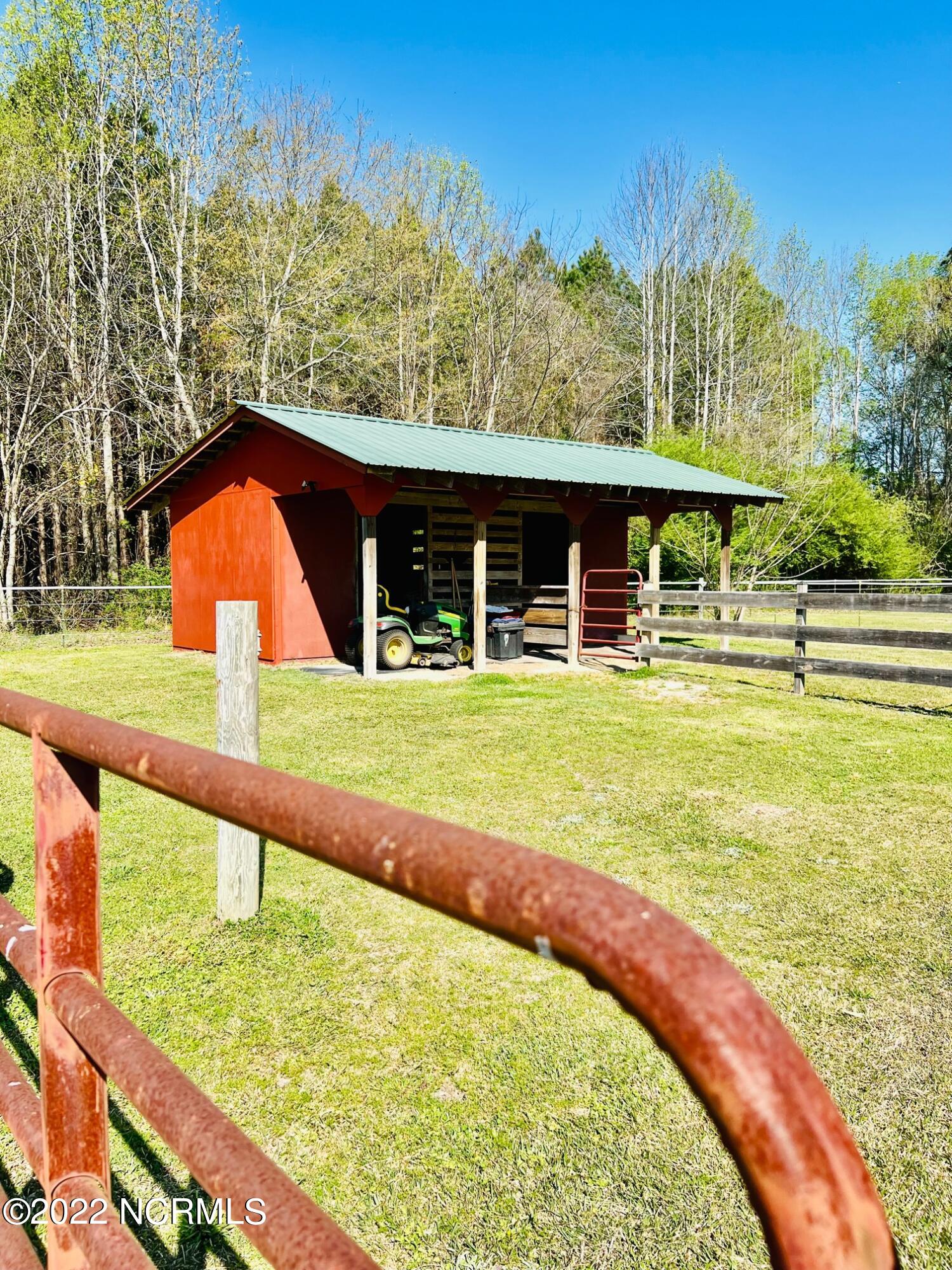 6245 Reedy Branch Road Winterville, NC 28590 - Photo 5 of 44 IMG_5084