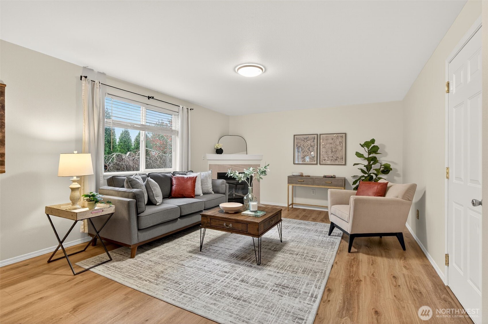 311 168th Place Southeast Bothell, WA 98012 - Photo 8 of 28