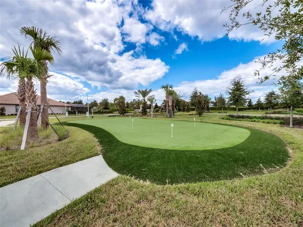 $724,900 | 1414 Moon Valley Drive, Davenport, FL 33896