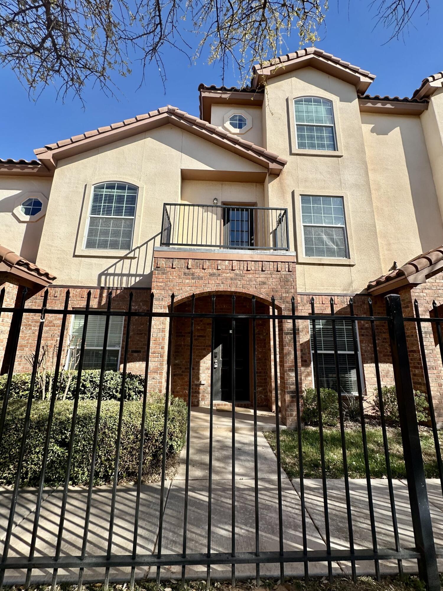 2106 Main Street, Unit 4 Lubbock, TX 79401 - Photo 1 of 27 1