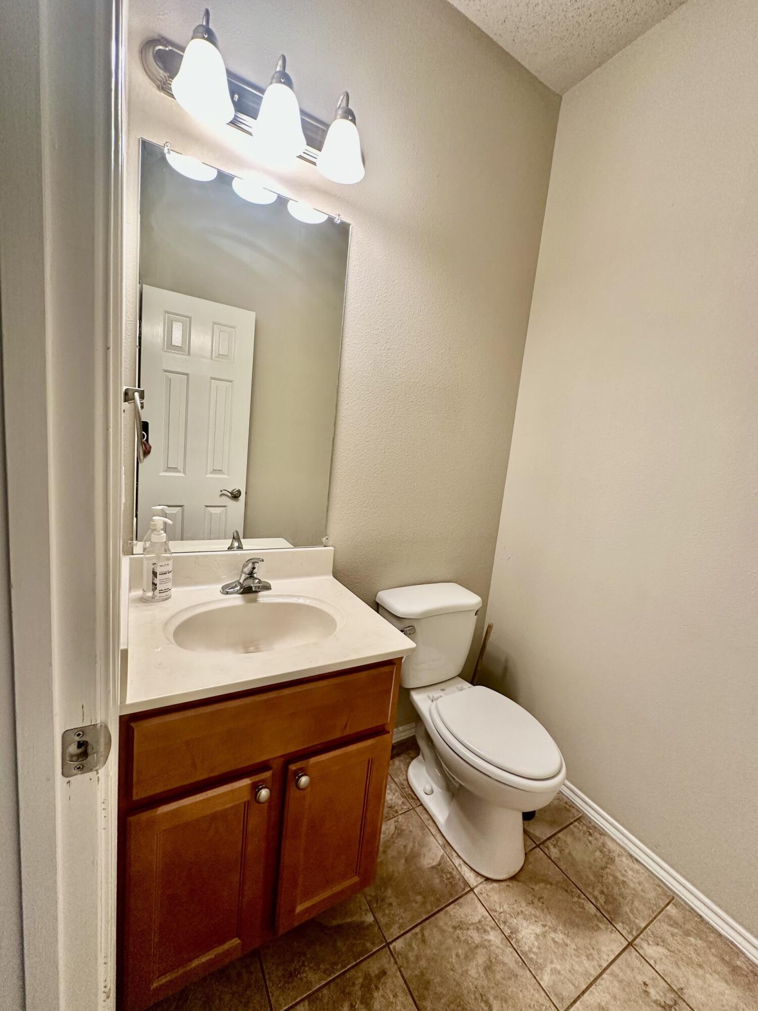2106 Main Street, Unit 4 Lubbock, TX 79401 - Photo 25 of 27 25
