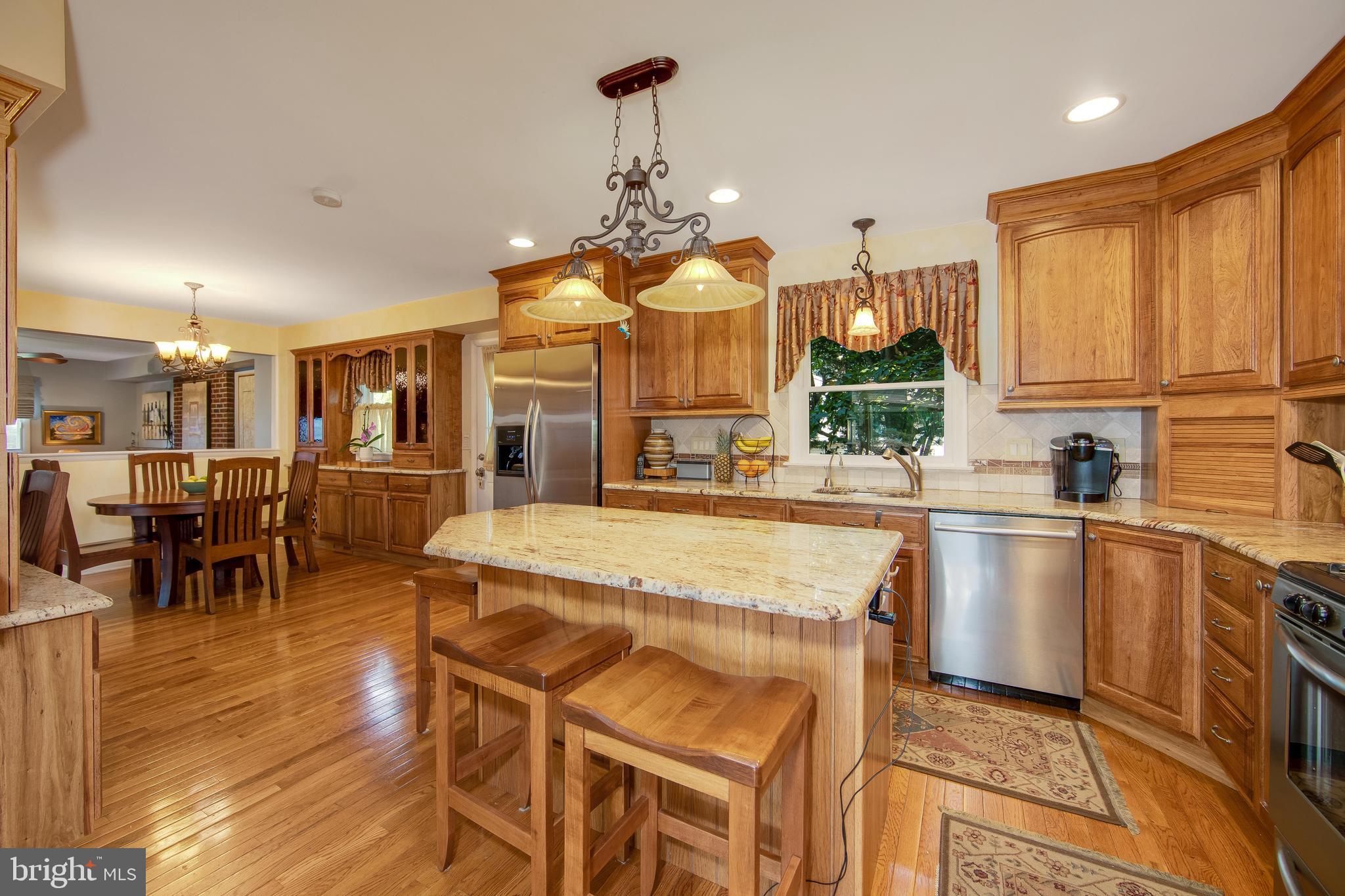 3 Rutgers Road Cherry Hill, NJ 08034 - Photo 7 of 46 Gas-Cooking, Granite Countertops