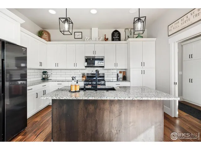 $677,900 | 894 Turkey Roost Drive, Livermore, CO 80536