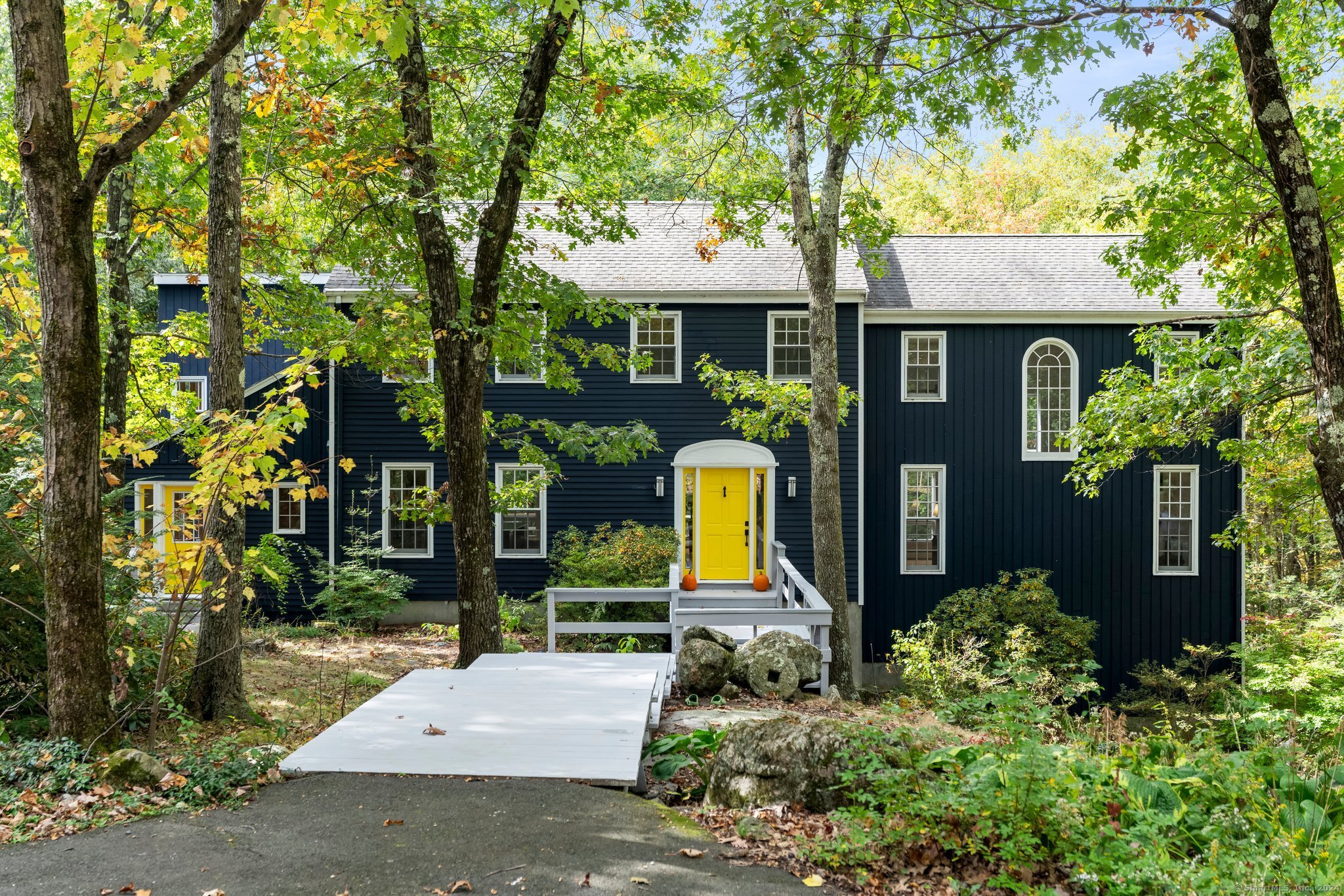 21 High Hill Road Canton, CT 06019 - Photo 1 of 1