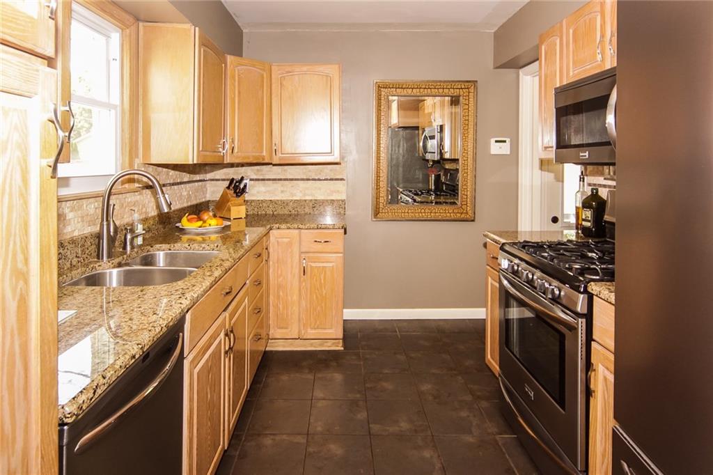 6025 Garver Road Indianapolis, IN 46208 - Photo 10 of 25 Gallery Image 10