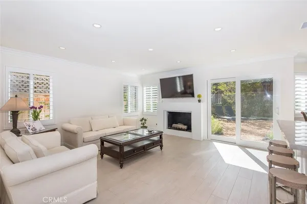 $6,200 | 11 Wickland, Irvine, CA 92620