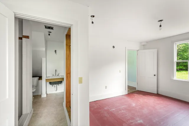 $465,000 | 75 Prescott Hill Road, Liberty, ME 04949