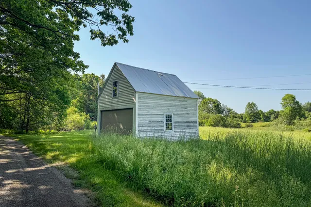 $465,000 | 75 Prescott Hill Road, Liberty, ME 04949