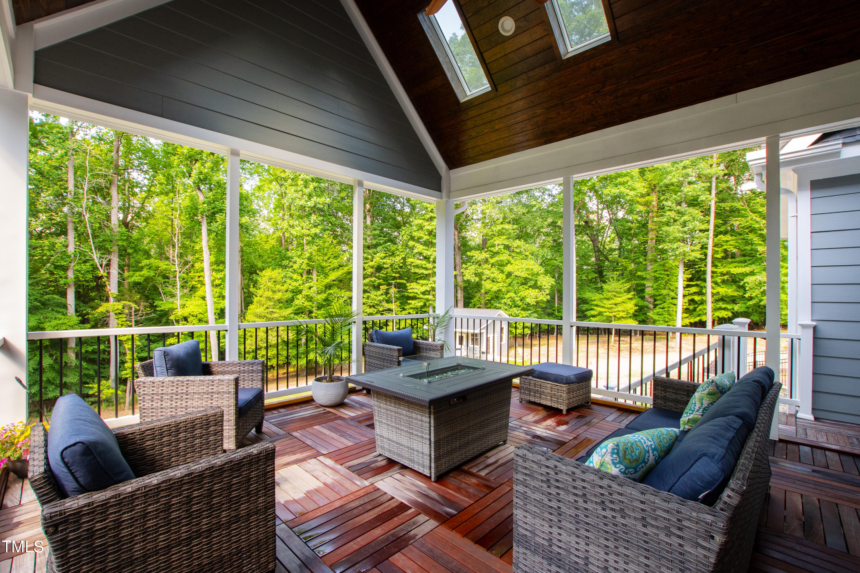 6708 Coit Lane Raleigh, NC 27614 - Photo 5 of 48 Porch 3