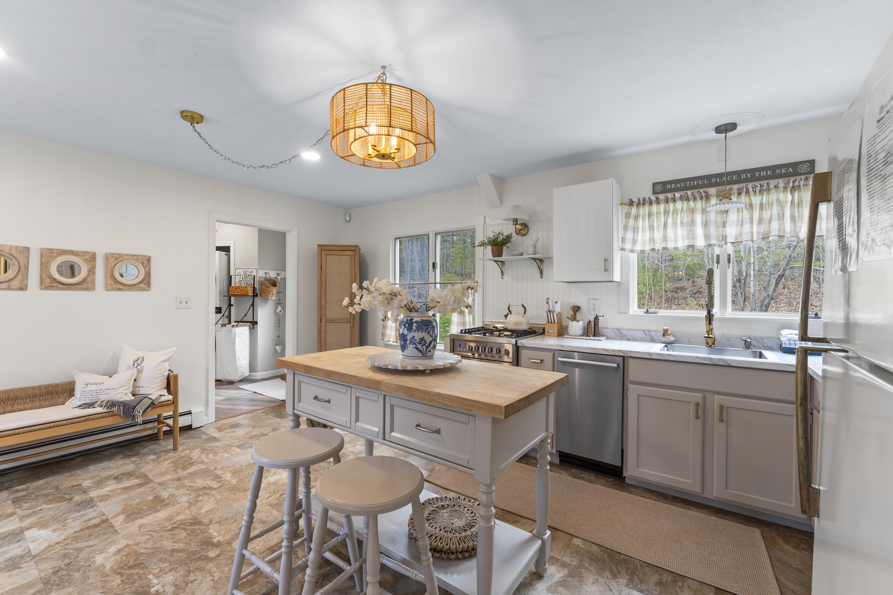 176 Shore Road York, ME 03902 - Photo 11 of 55 Kitchen