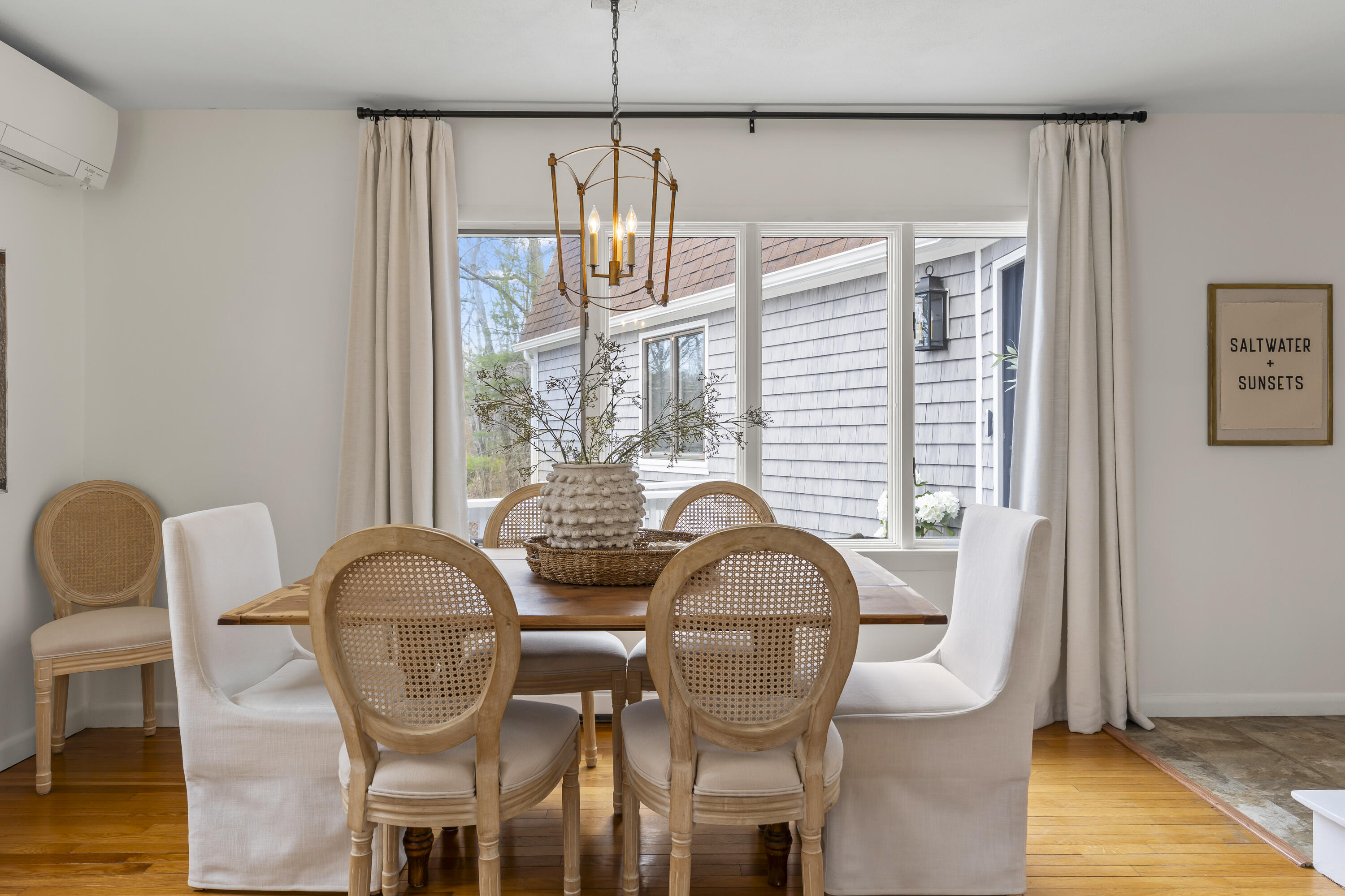 176 Shore Road York, ME 03902 - Photo 15 of 55 Dining