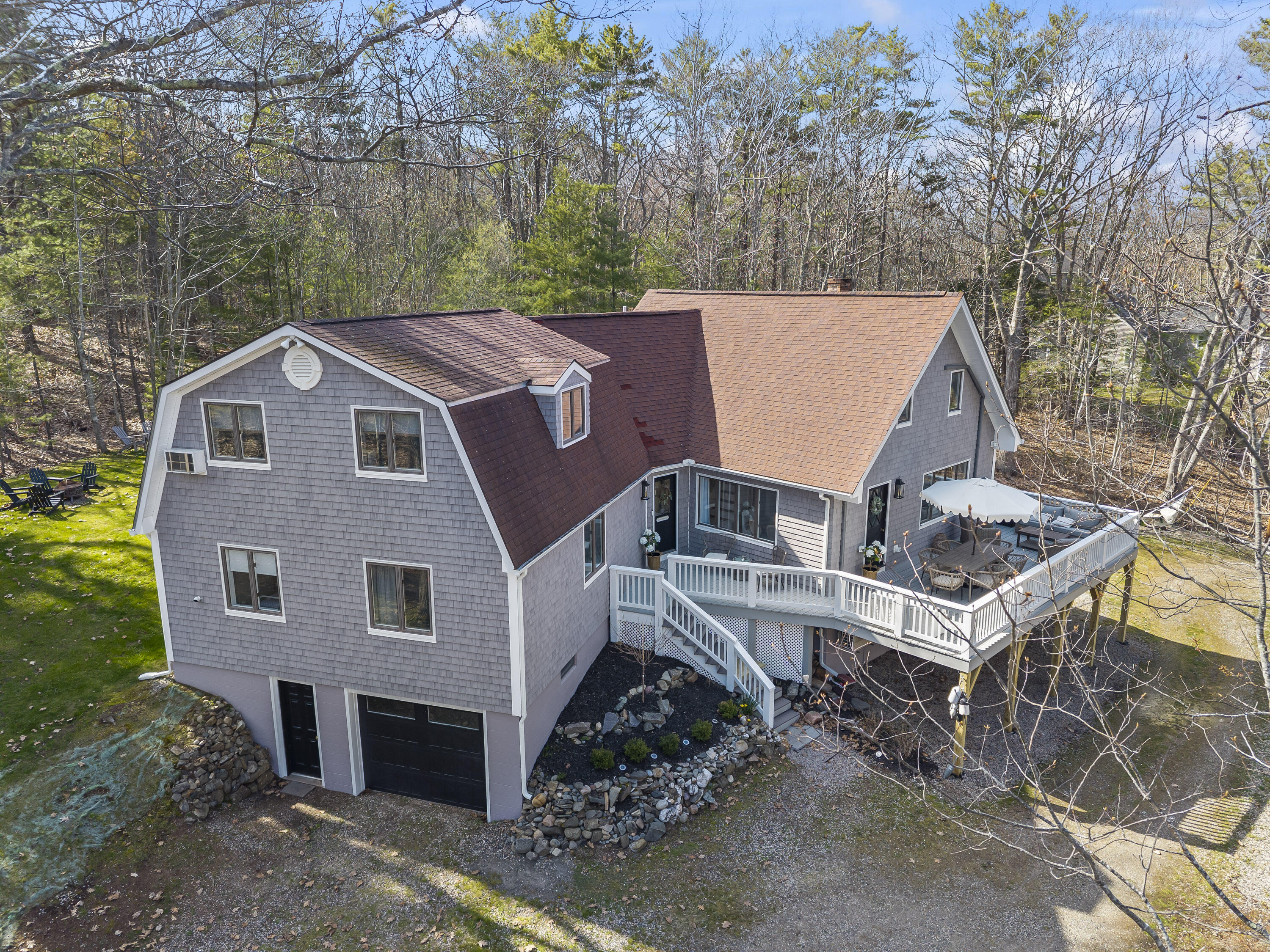 176 Shore Road York, ME 03902 - Photo 2 of 55 Exterior