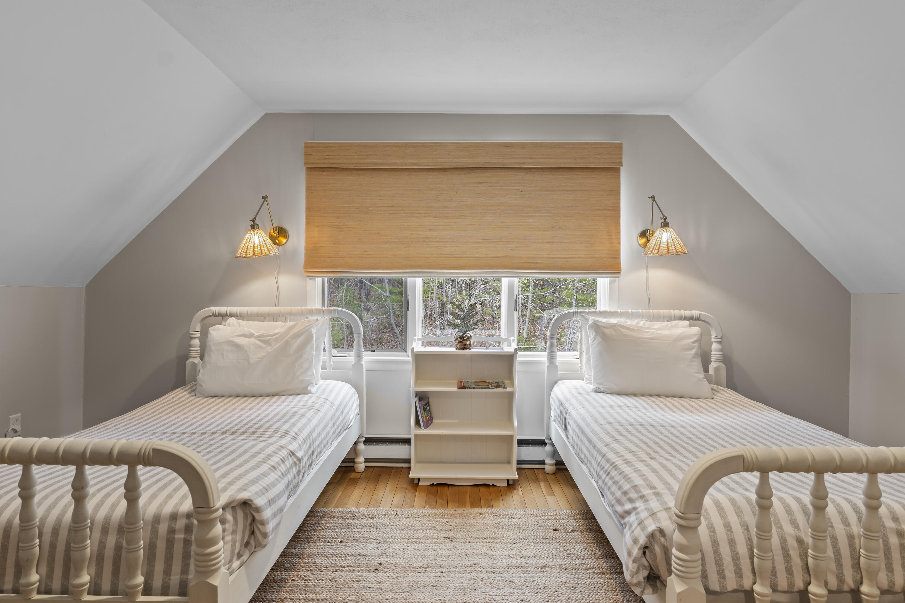 176 Shore Road York, ME 03902 - Photo 41 of 55 Bedroom