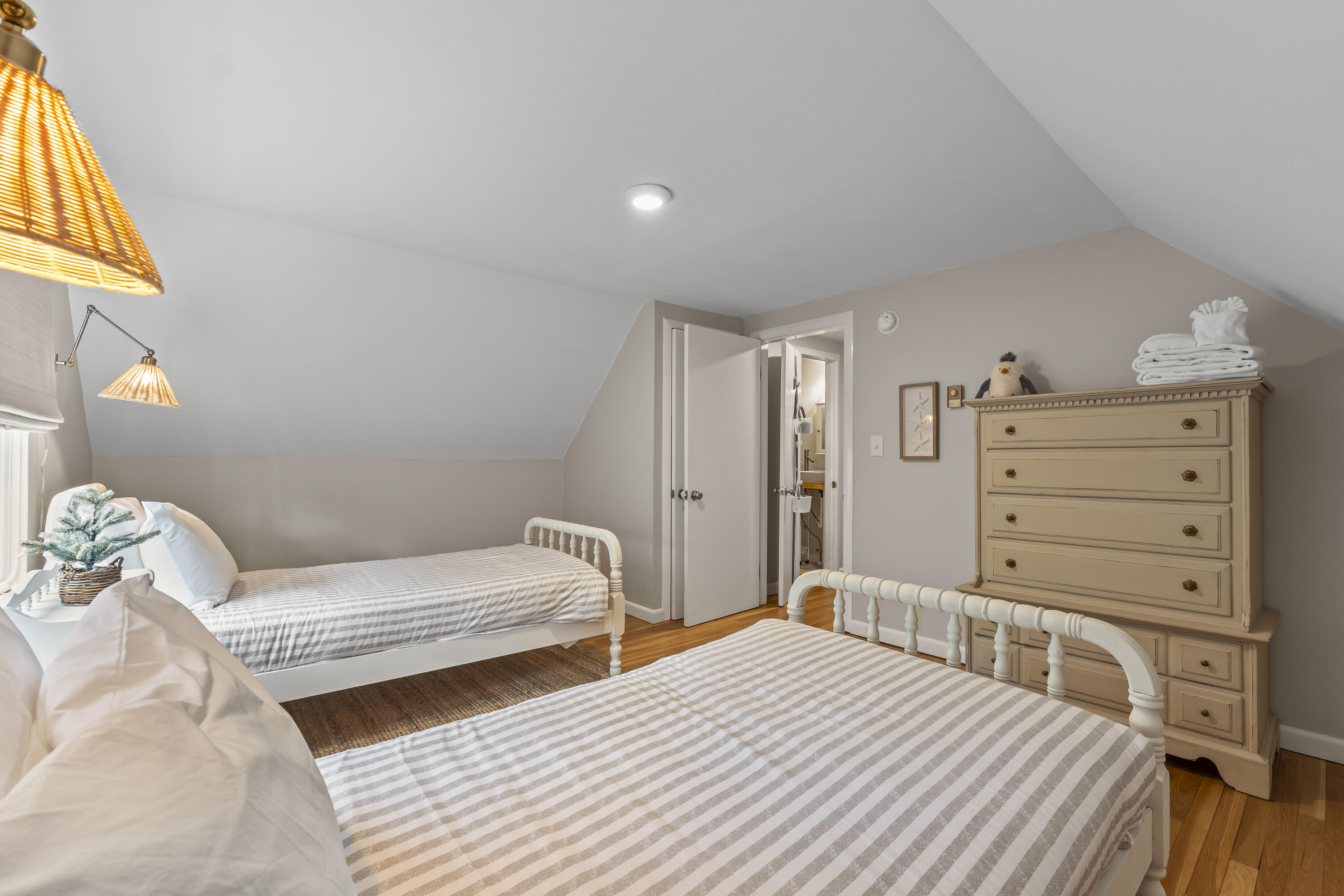 176 Shore Road York, ME 03902 - Photo 42 of 55 Bedroom