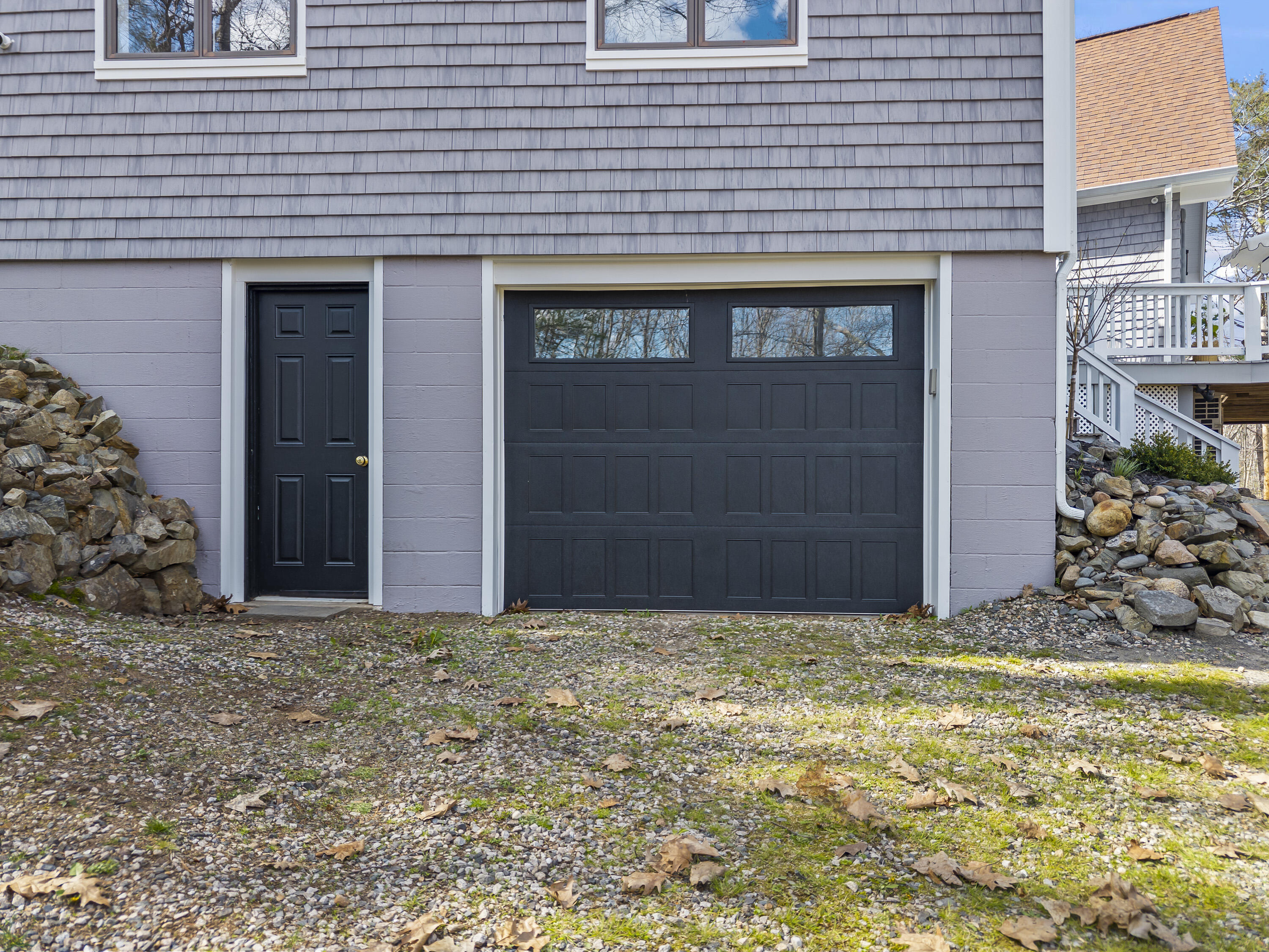 176 Shore Road York, ME 03902 - Photo 47 of 55 One-Car Garage