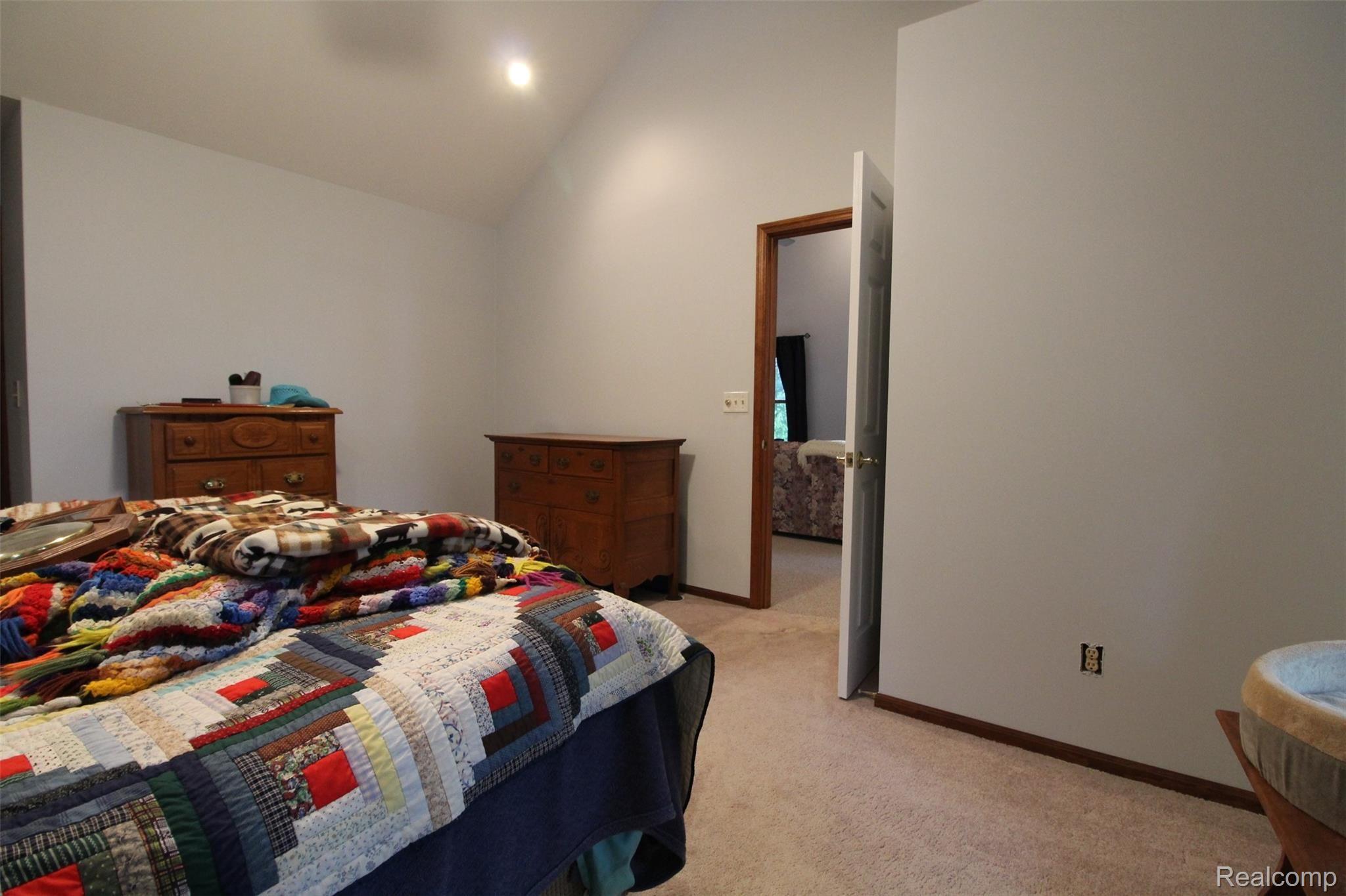 1924 King Road Lapeer, MI 48446 - Photo 18 of 75 IMG_3556.JPG