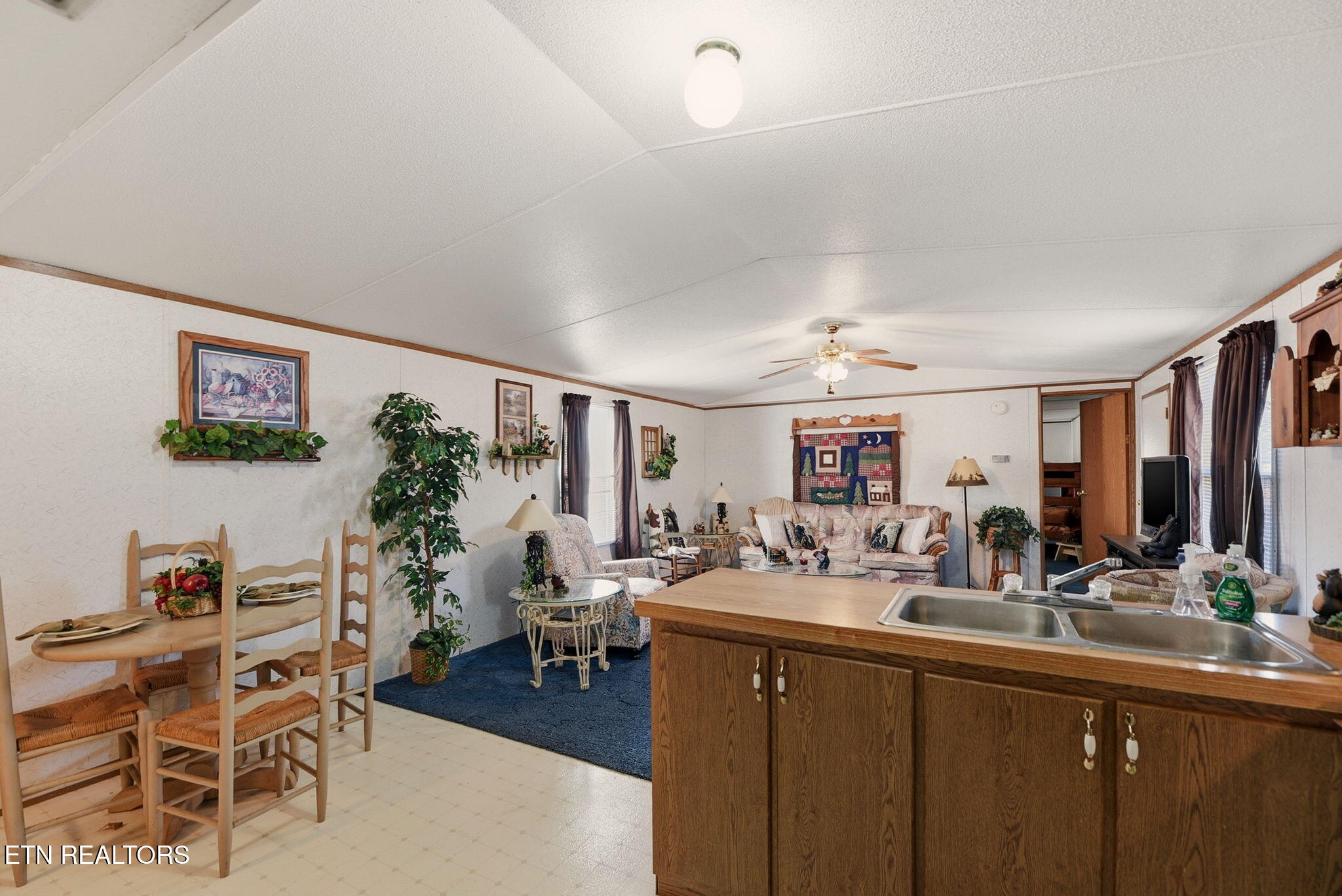 2459 Black Oak Ridge Road Sevierville, TN 37876 - Photo 33 of 47 34-web-or-mls-BlckOkRdg2459 (116)