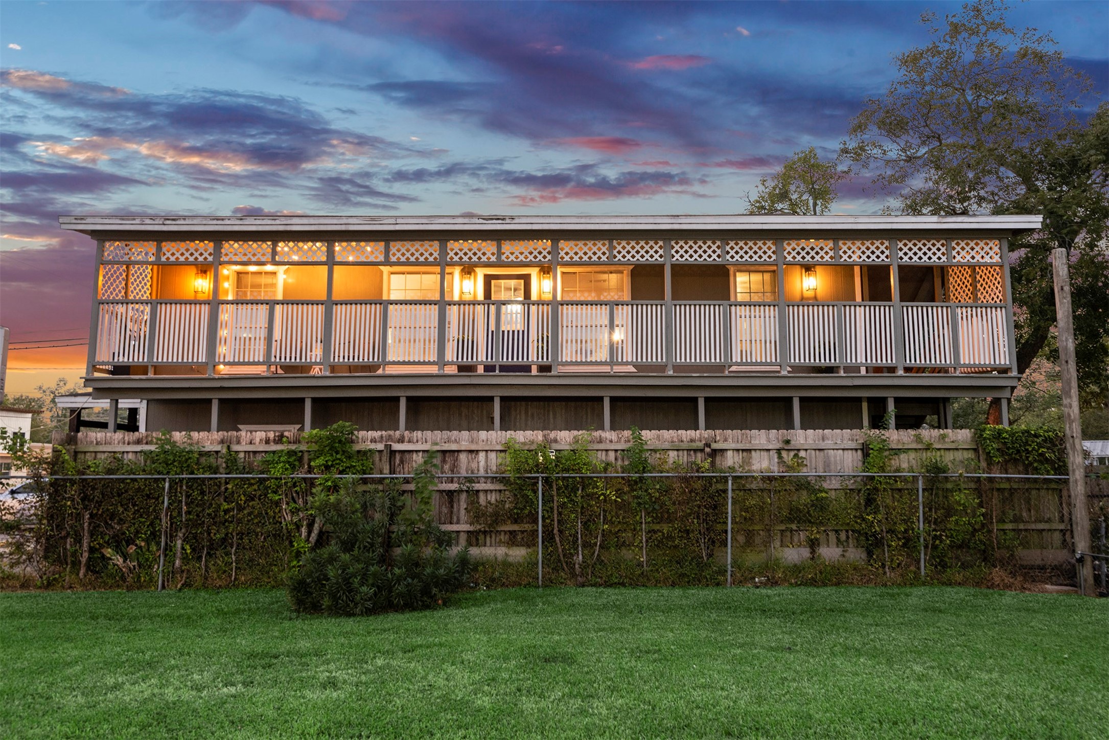 114 Grand Avenue Bacliff, TX 77518 - Photo 1 of 25