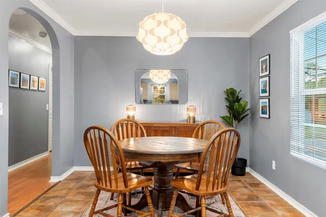 $1,550 | 114 Grand Avenue, Bacliff, TX 77518