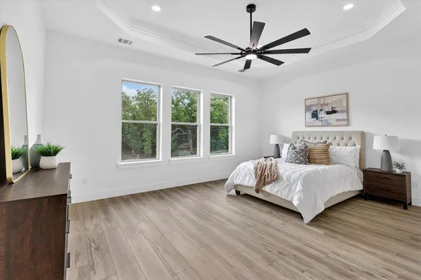 $569,000 | 182 Briar Patch, Azle, TX 76020