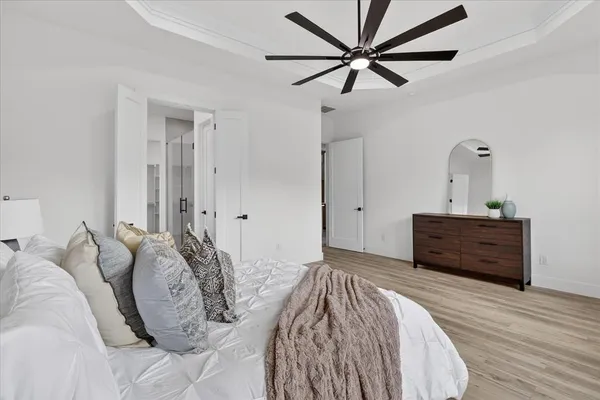 $569,000 | 182 Briar Patch, Azle, TX 76020