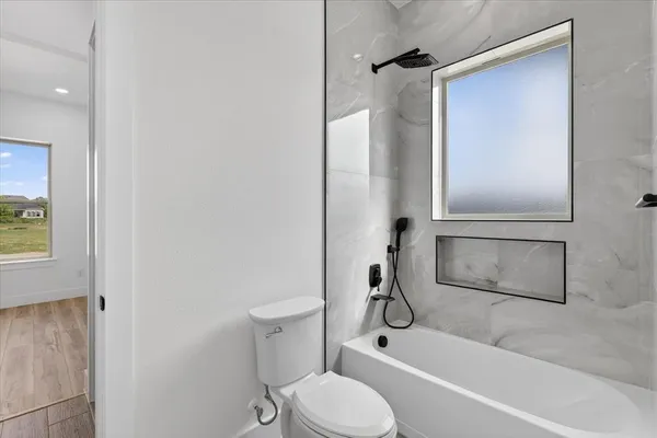 $569,000 | 182 Briar Patch, Azle, TX 76020