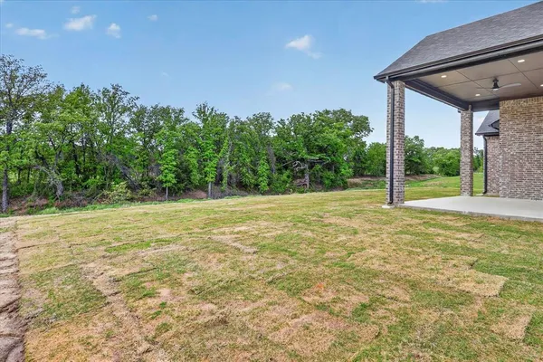 $569,000 | 182 Briar Patch, Azle, TX 76020