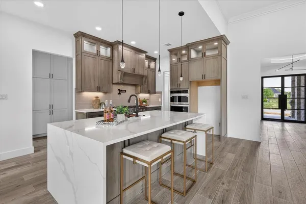 $569,000 | 182 Briar Patch, Azle, TX 76020