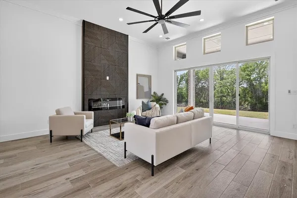 $569,000 | 182 Briar Patch, Azle, TX 76020