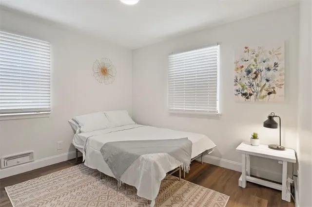 $1,596 | 130 Raleigh Street, Unit 1, Rochester, NY 14620