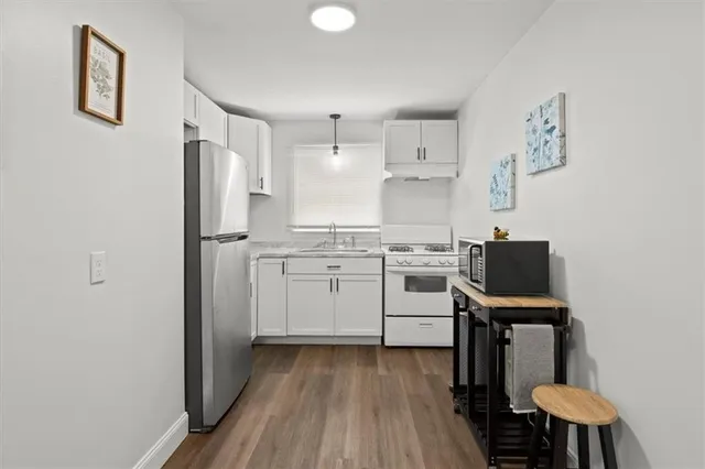 $1,596 | 130 Raleigh Street, Unit 1, Rochester, NY 14620